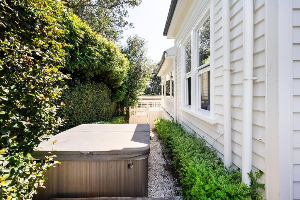Lovely Beachside In Cheltenham Apartment Auckland