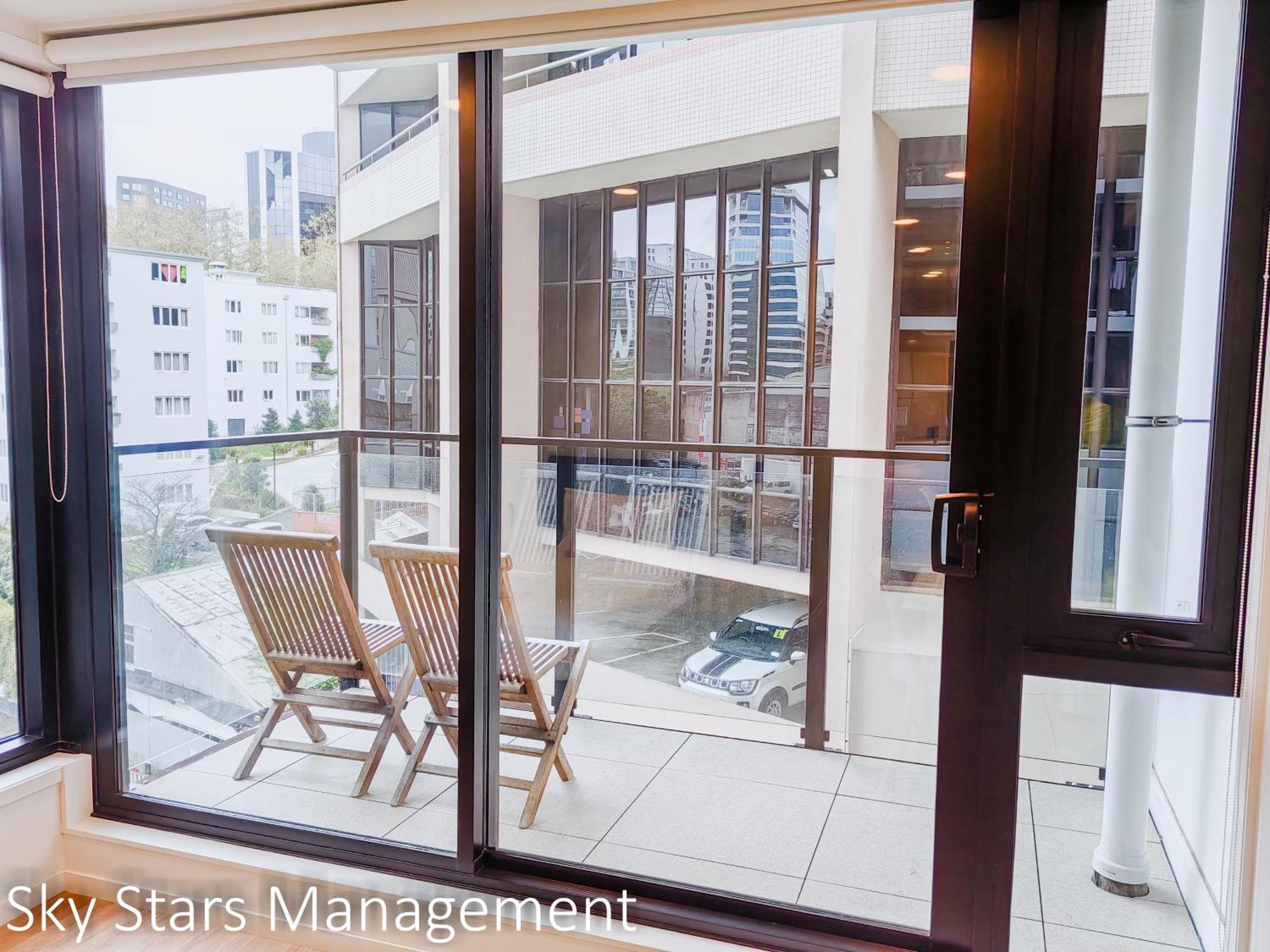 Apartment Sky Stars Cbd