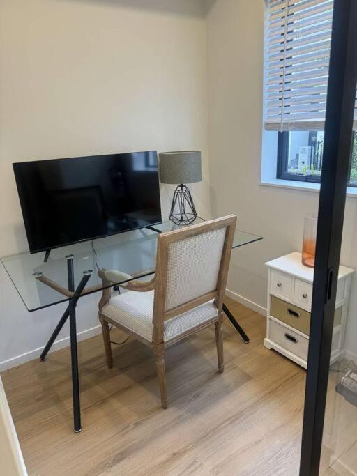 Townhouse In Apartment *
