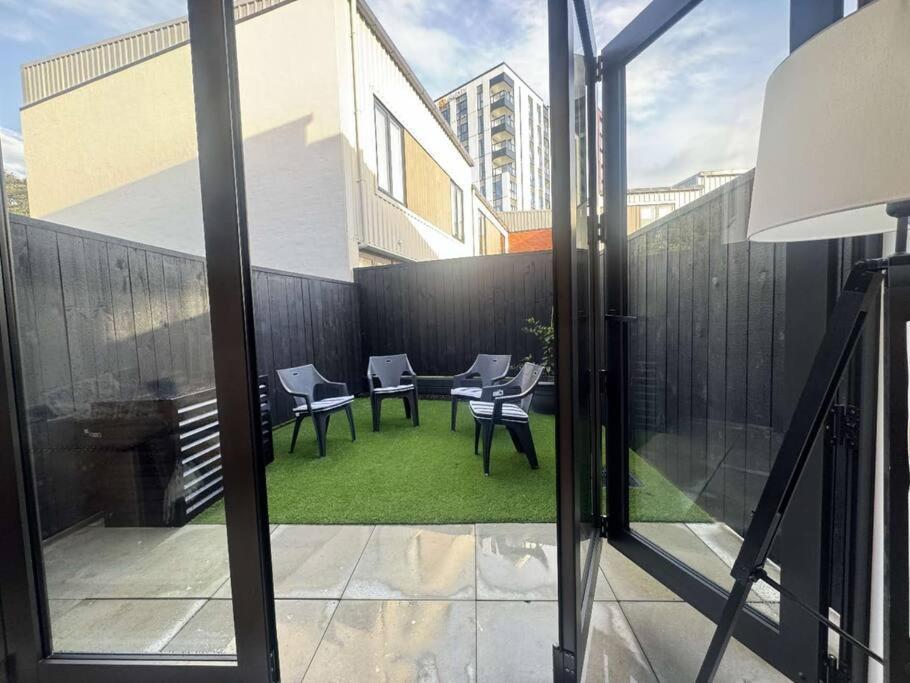 Townhouse In Apartment Auckland