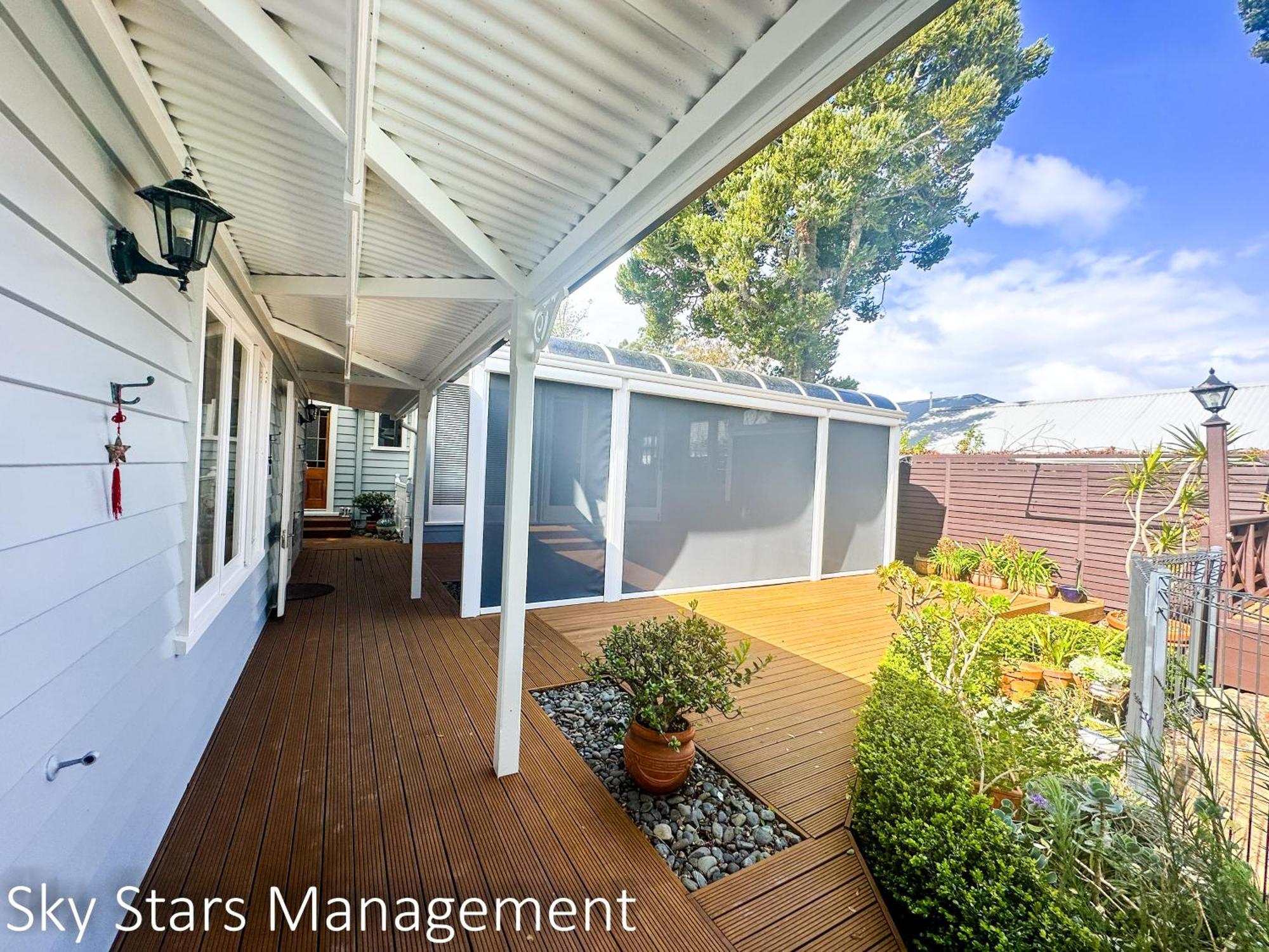 Hot Deal! Remuera Quiet Spacious 4-bedroom With Private Pool Villa
