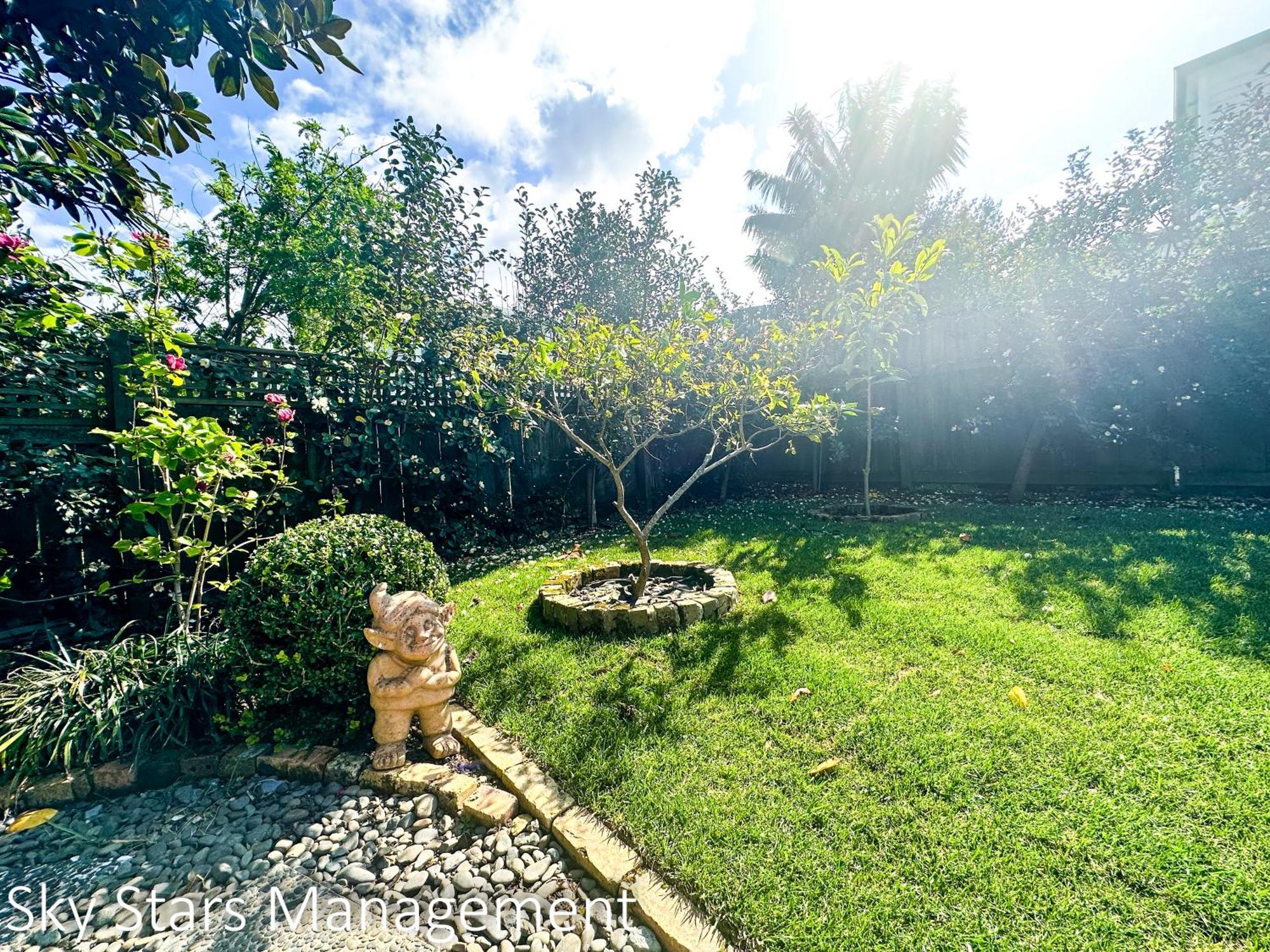 Hot Deal! Remuera Quiet Spacious 4-bedroom With Private Pool *