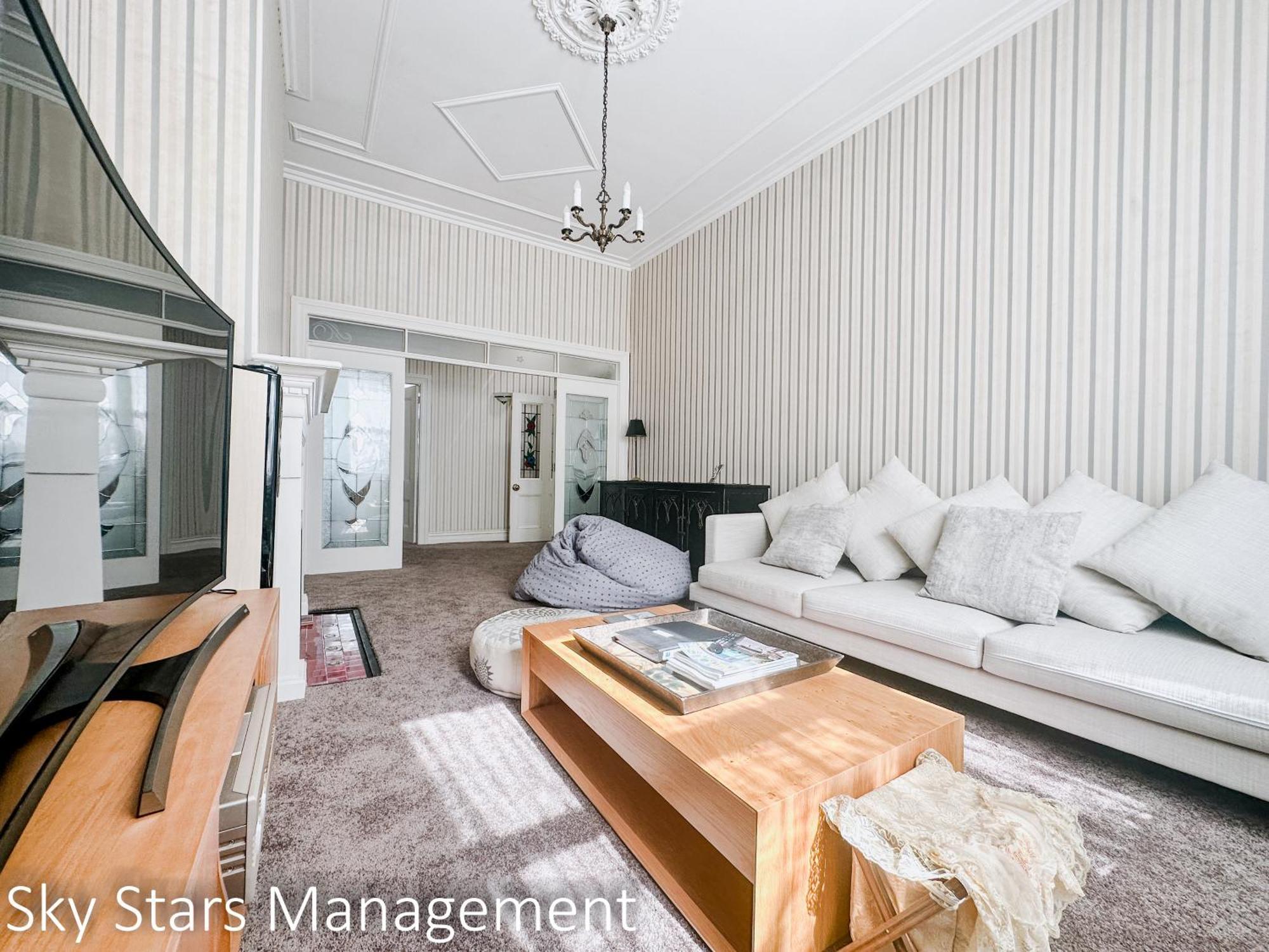 Villa Hot Deal! Remuera Quiet Spacious 4-bedroom With Private Pool