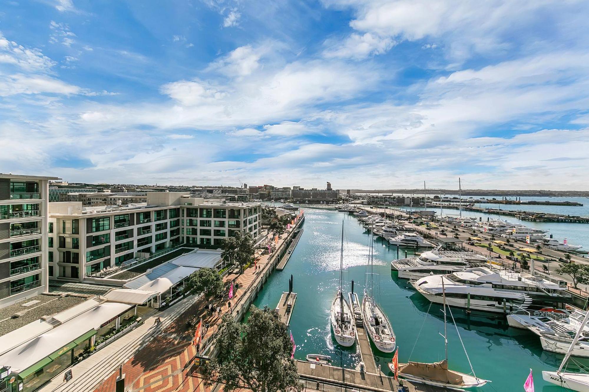 Penthouse Crown Apartment Auckland