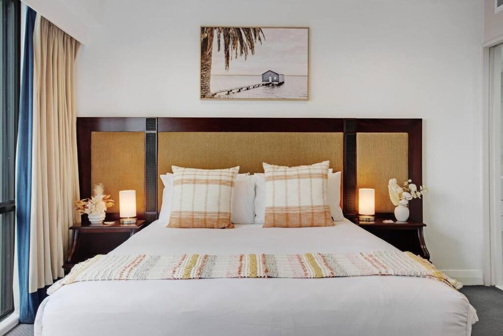 Luxurious With Rooftop Pool Gym Tennis Carpark *