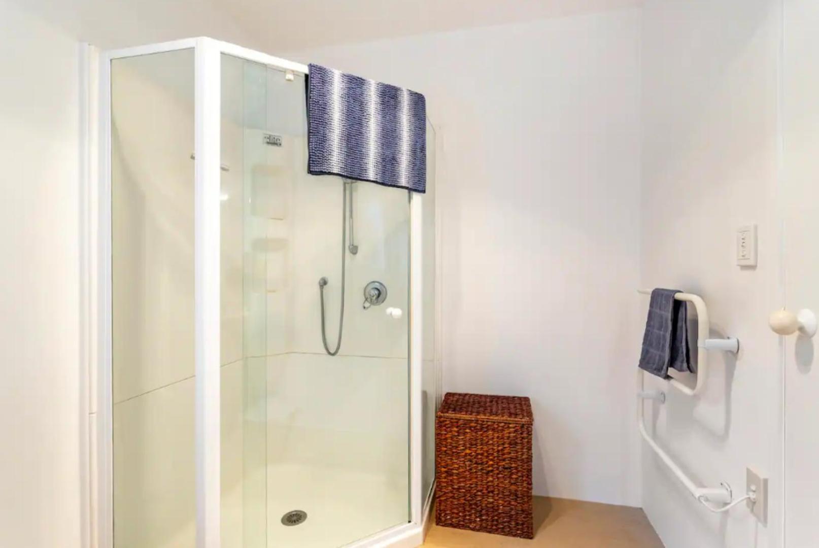 Private Guest Suite Near The Airport 1-4 Guests Auckland