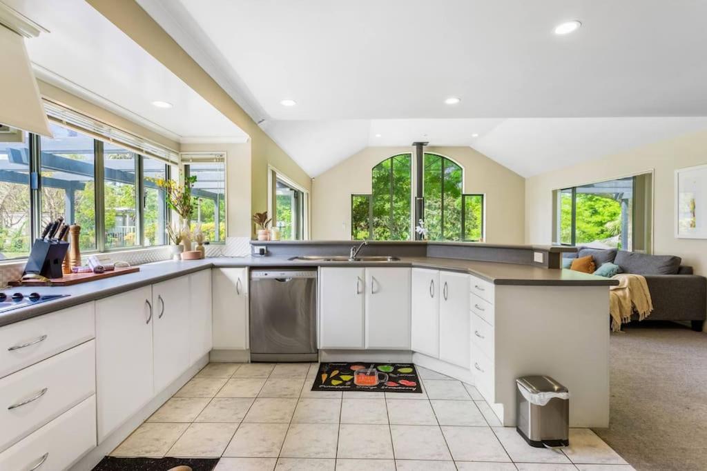 Holiday home Charming Oasis, Your Cozy Retreat Awaits