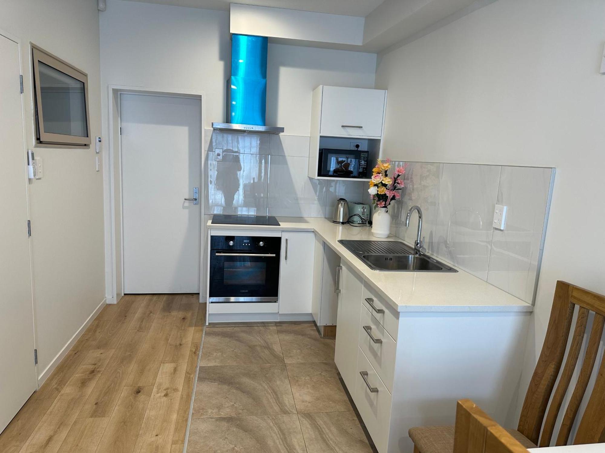 Apartment Otahuhu Shopping Centre 8a *