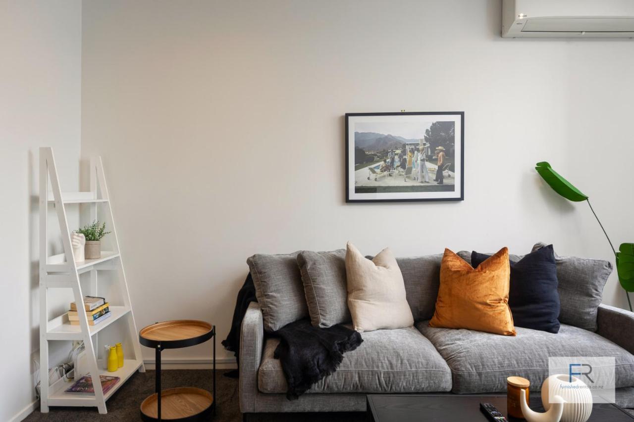 Apartment Executive Townhouse By Furnished *