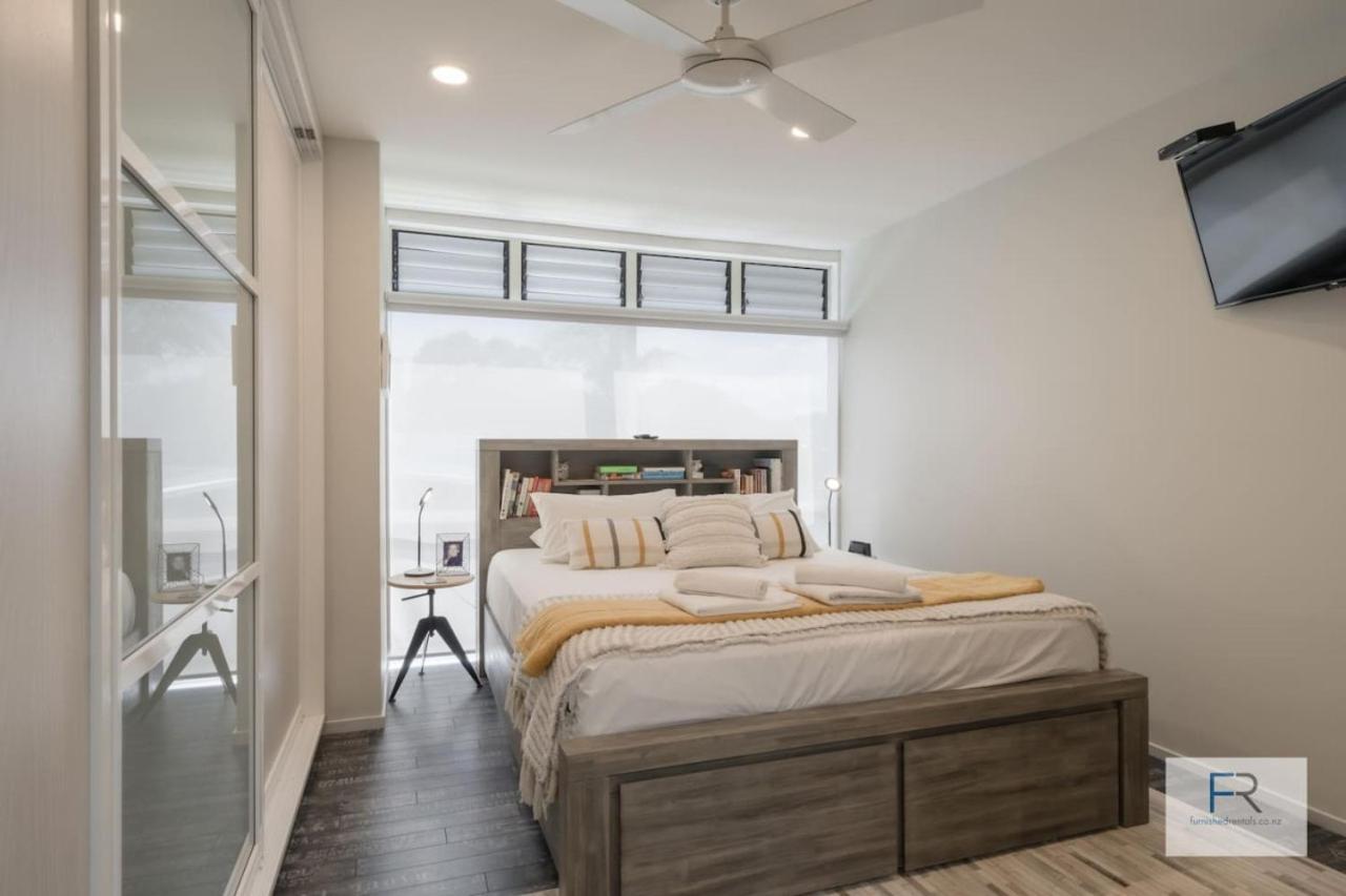 Waterfront Townhouse Retreat Auckland