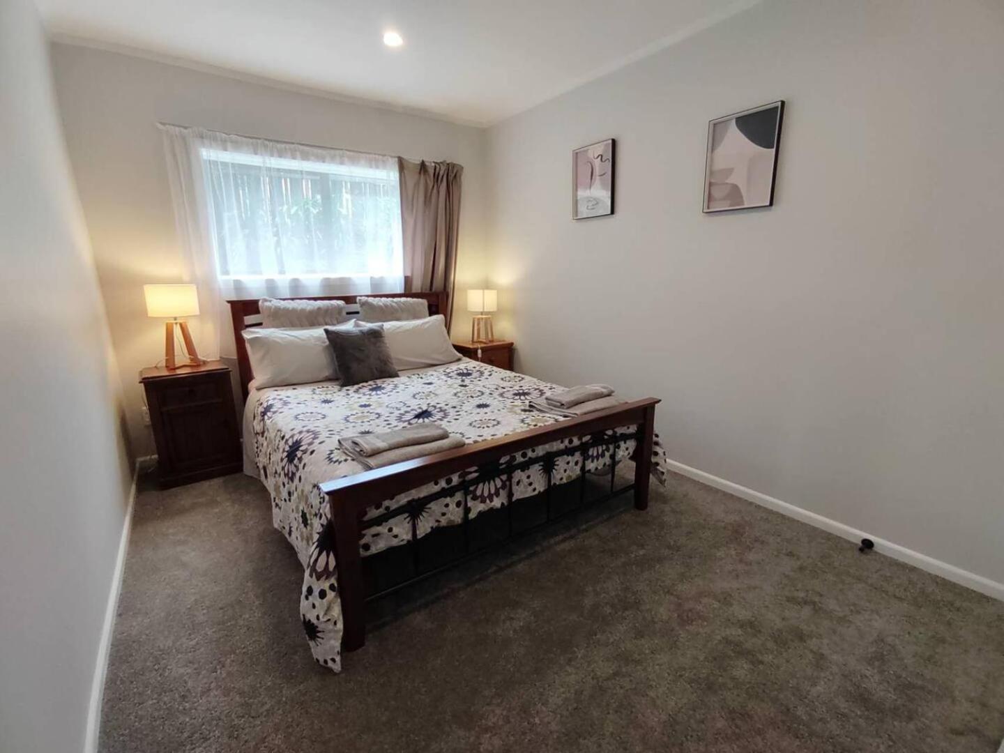 B - 14mins Driving To Airport&cbd * Auckland