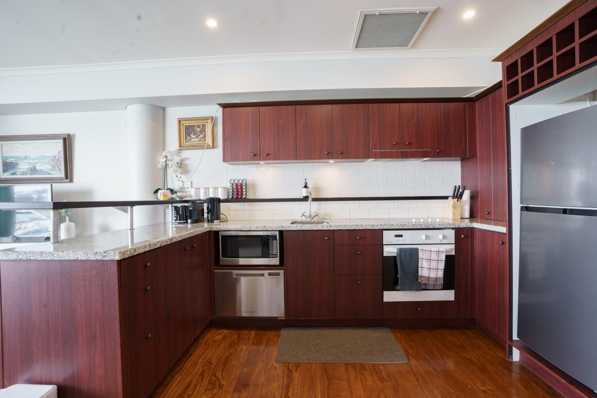 Princes Wharf - Bridge View Apartment Auckland