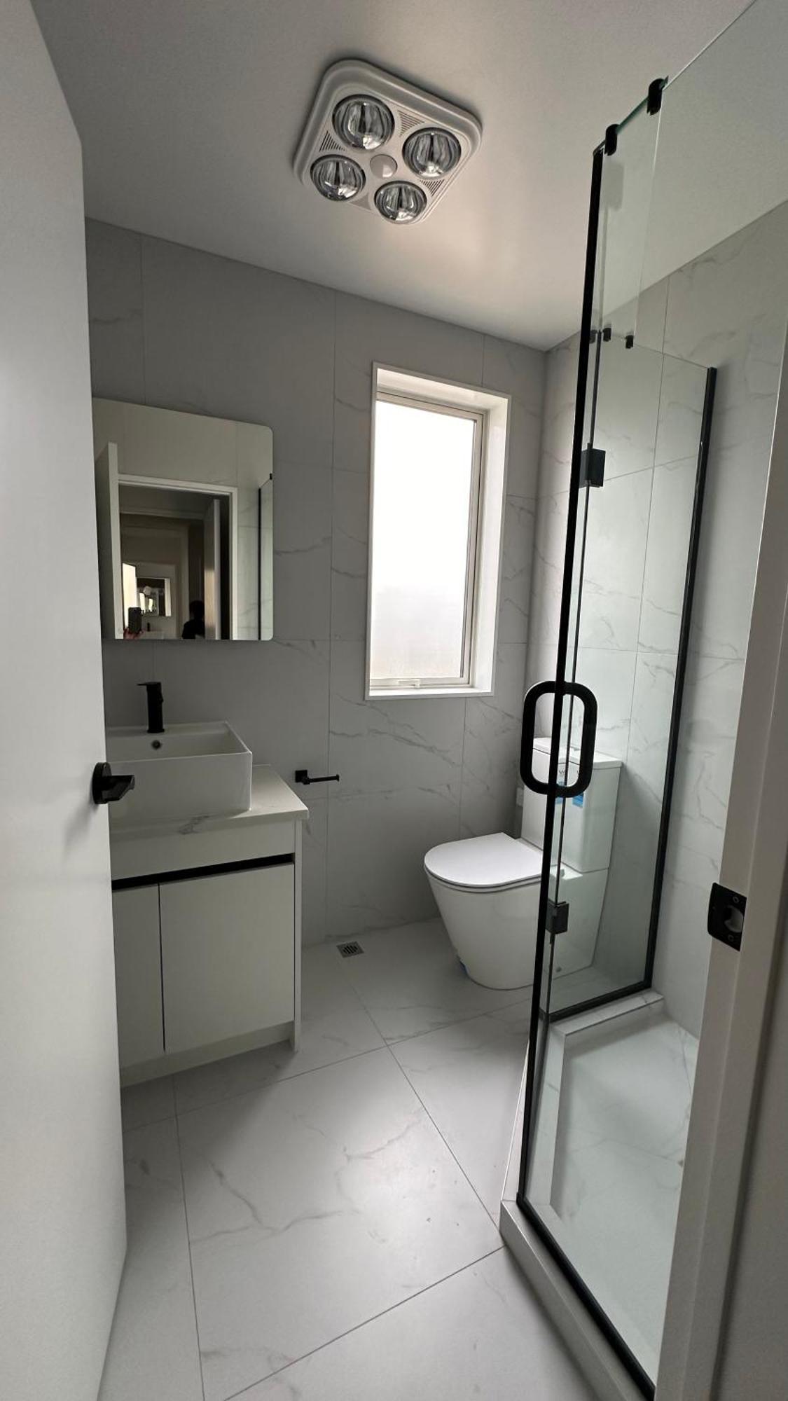 Stylish New & Cosy 3-bedroom Retreat In - Perfect For Your Next Getaway! Holiday home *