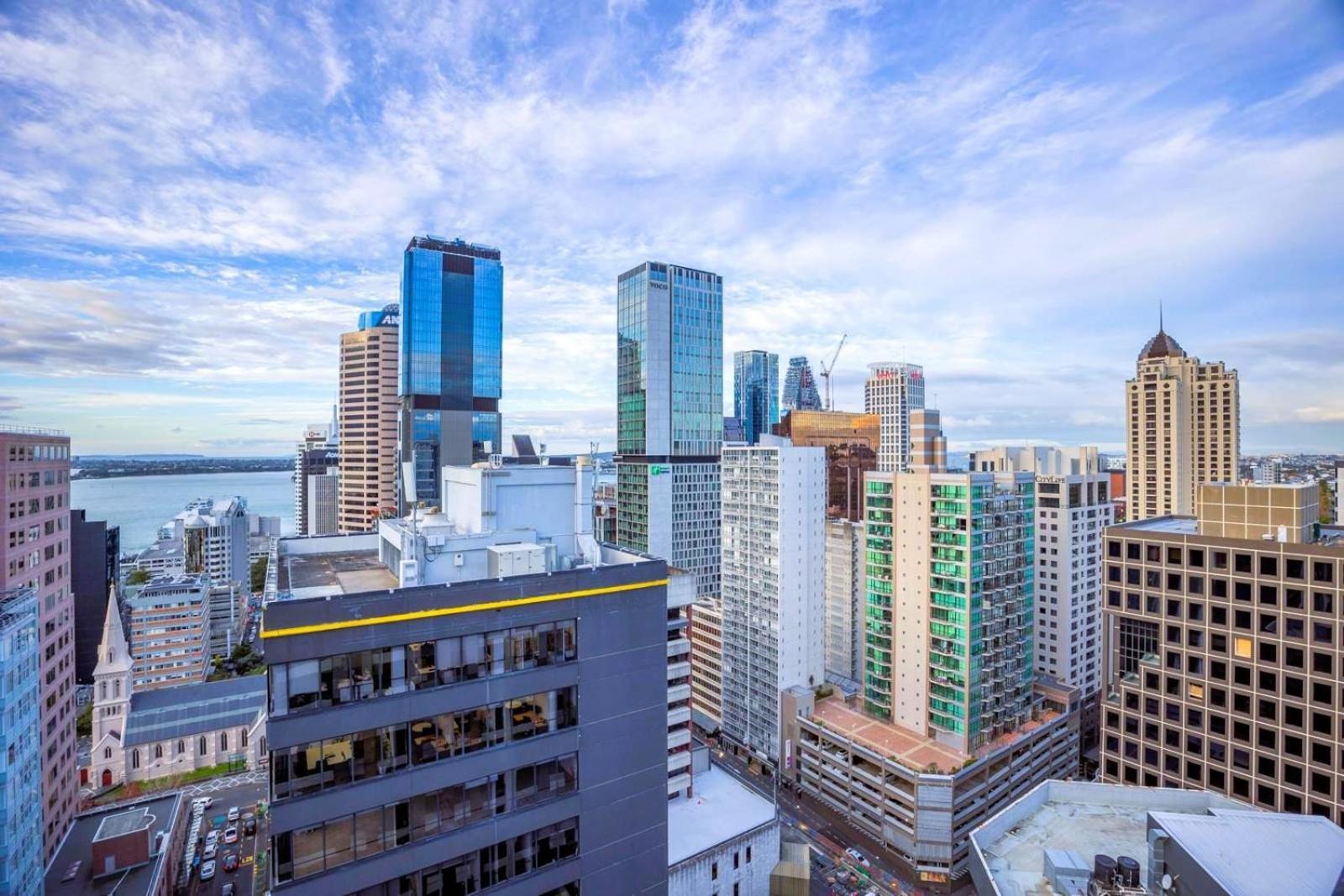 Spectacular Cbd Views *