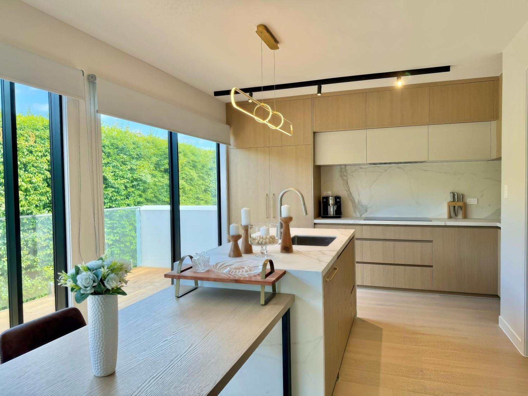 Elegant New Luxury Retreat In Remuera *