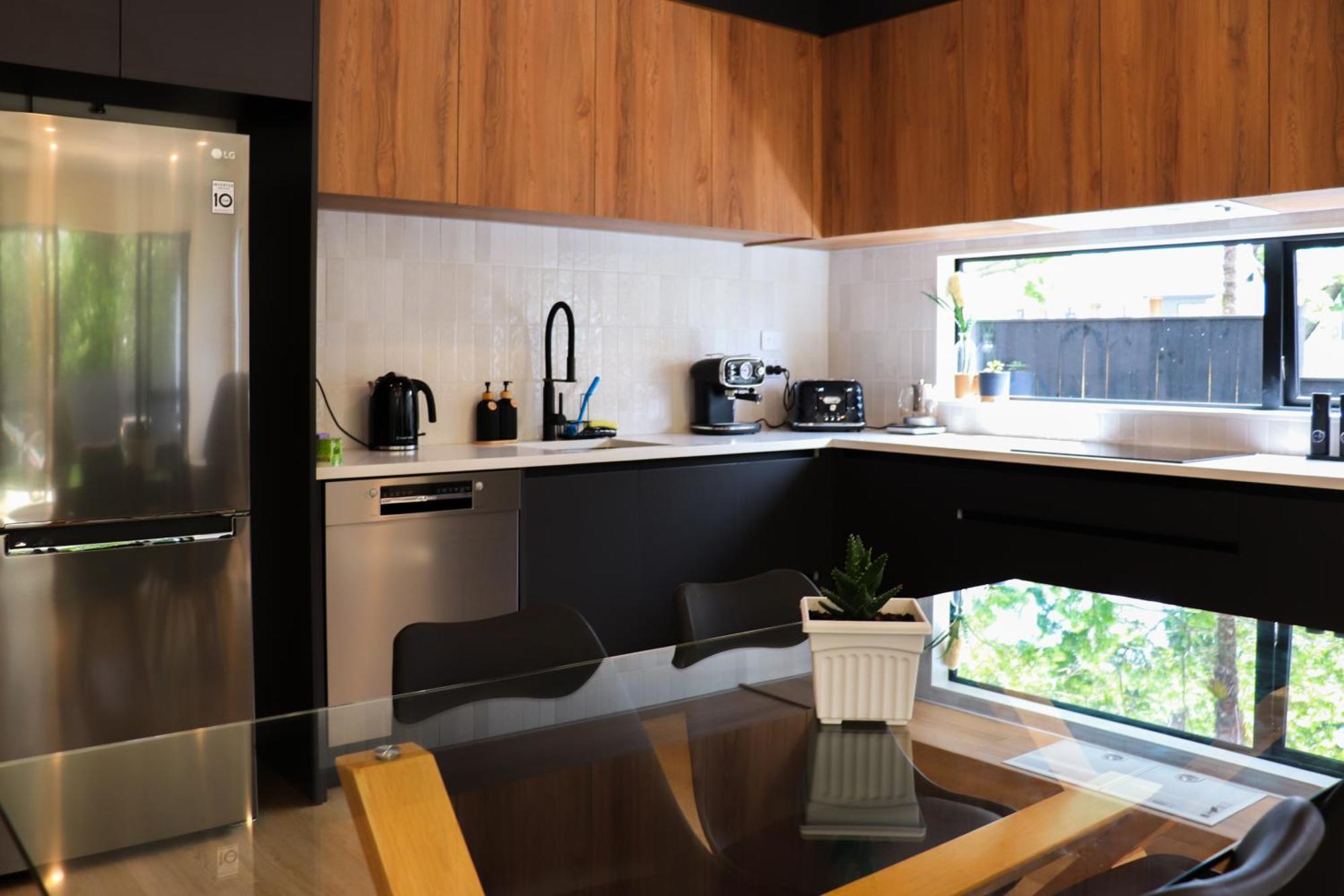 Large Bedroom With Private Bathroom Shared Kitchen And Amenities