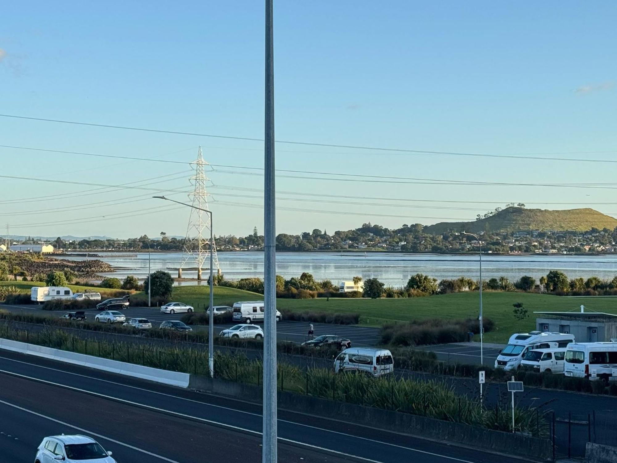 Cozy * Auckland