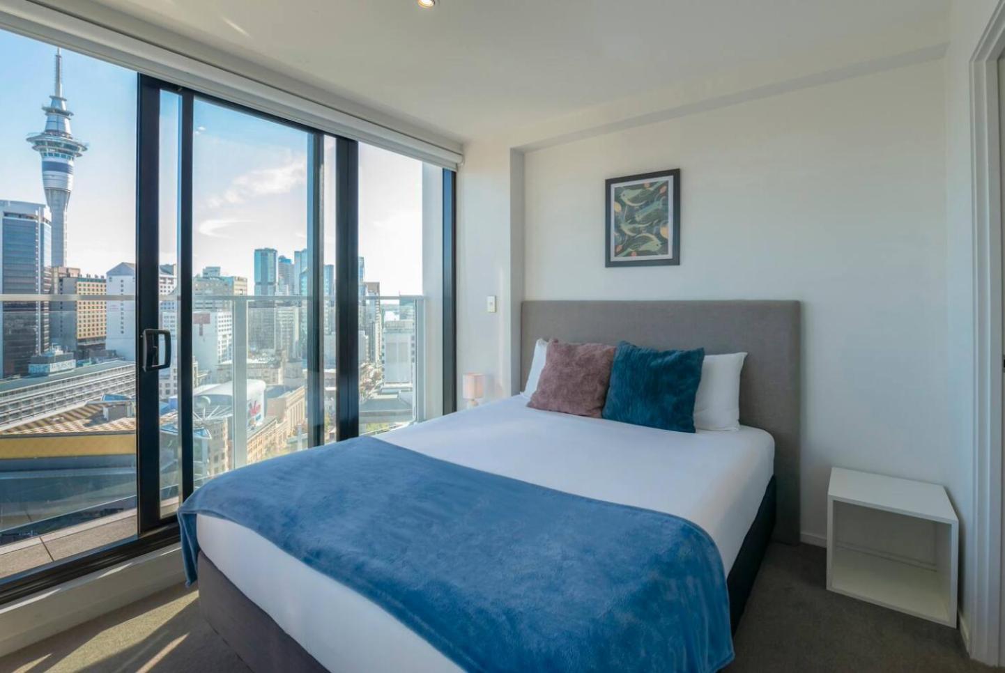 Amazing Skytower View 2 Bedroom 2 Bathroom *