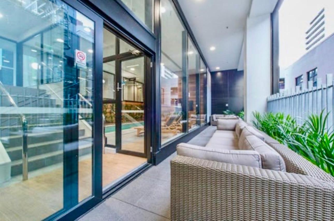 Spectacular Cbd Views *