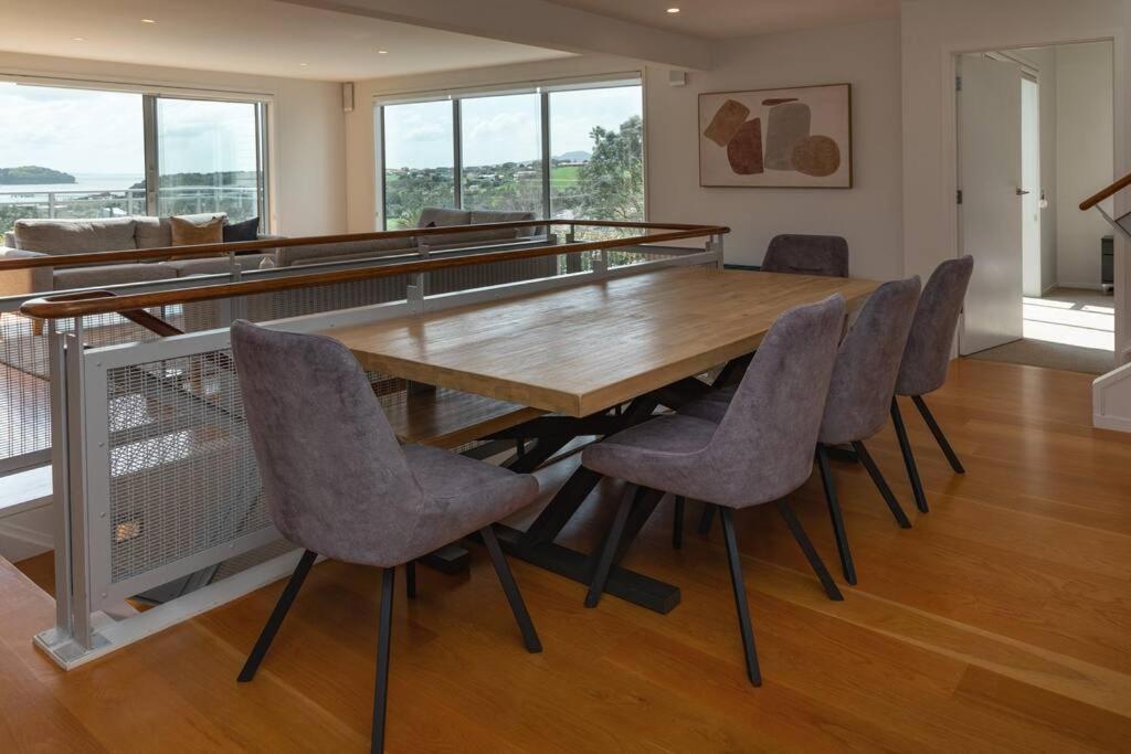 Welcome To Luxury Living In Cbd Near Mission Bay