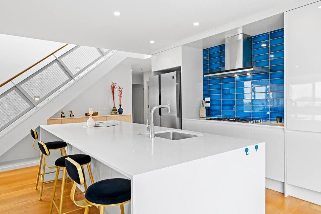 Welcome To Luxury Living In Cbd Near Mission Bay Villa *