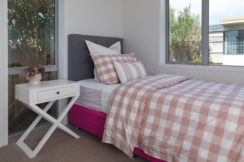 Welcome To Luxury Living In Cbd Near Mission Bay Villa Auckland