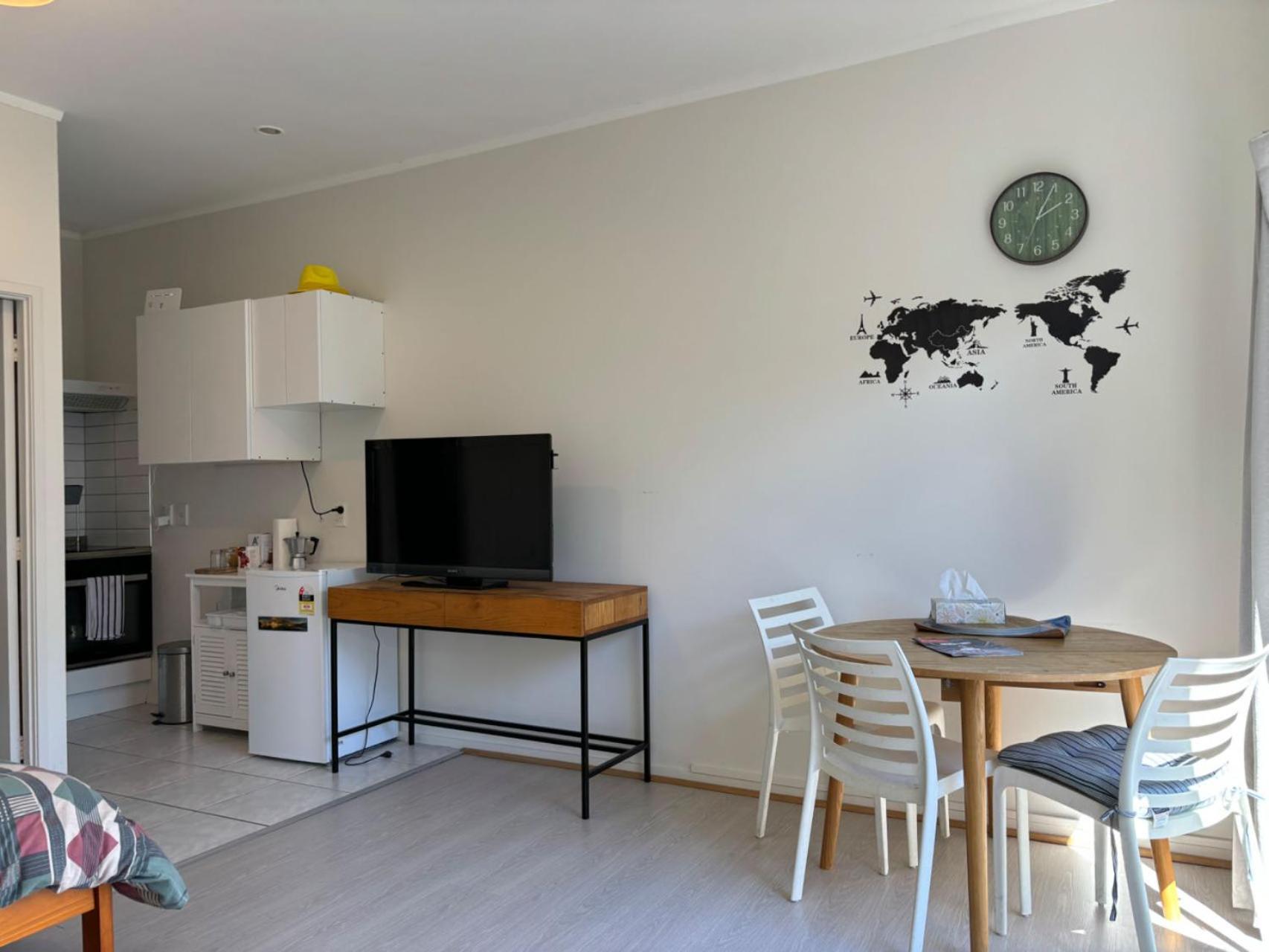 Epsom Red House Holiday home *