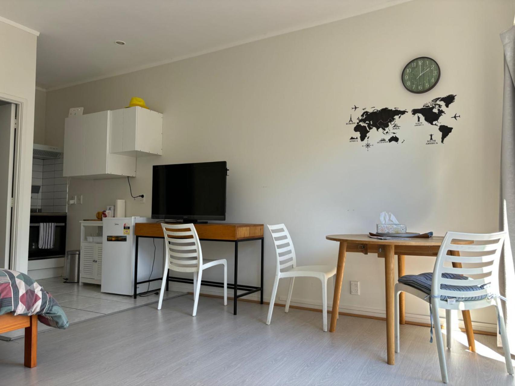 Epsom Red House Holiday home *