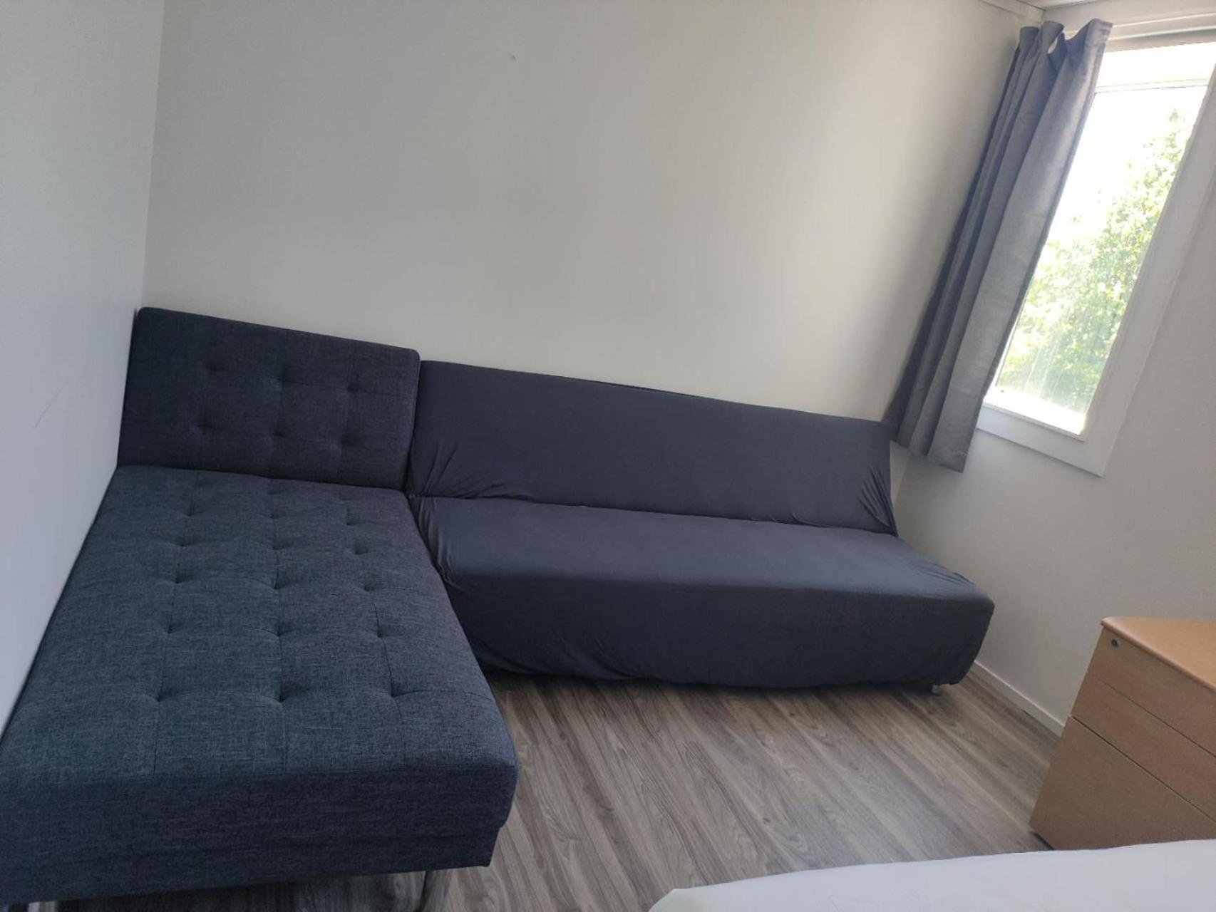 9 Beds Including 3 Double Beds, 4 Single Beds, 2 Sofa Bed, 1, 37 Totara Avenue, New Lynn *