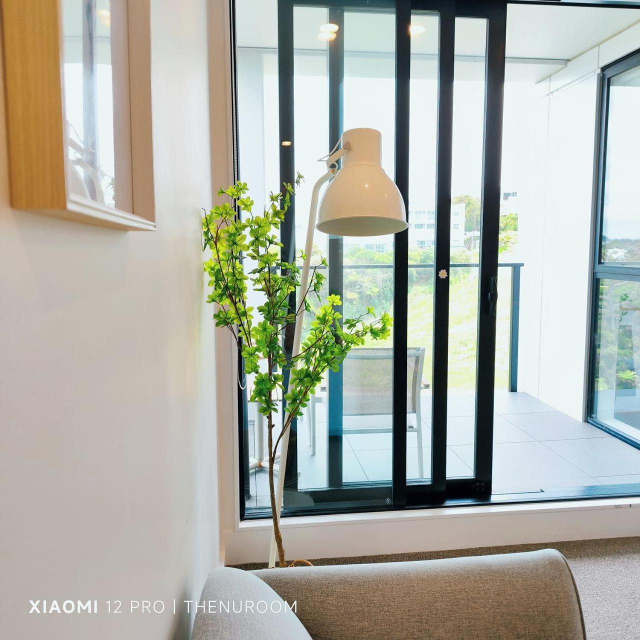 Birkenhead Apartment *