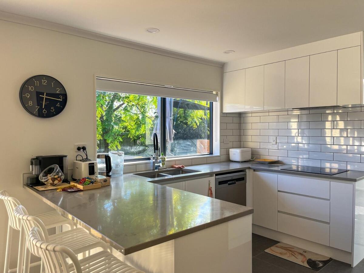 Holiday home Family Retreat With Playground Views In East Tamaki *