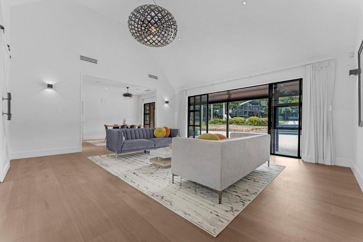 The Luxe Retreat Holiday home