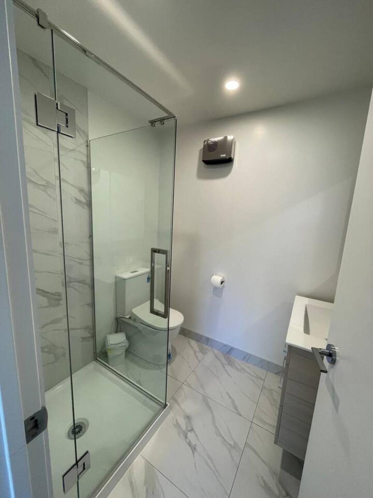 Stylish And Sleek Auckland