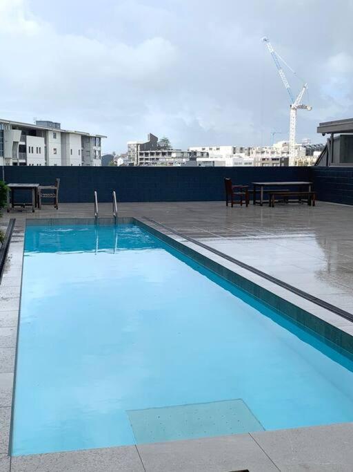 1br With Sea Views Over The Gulf Apartment Auckland