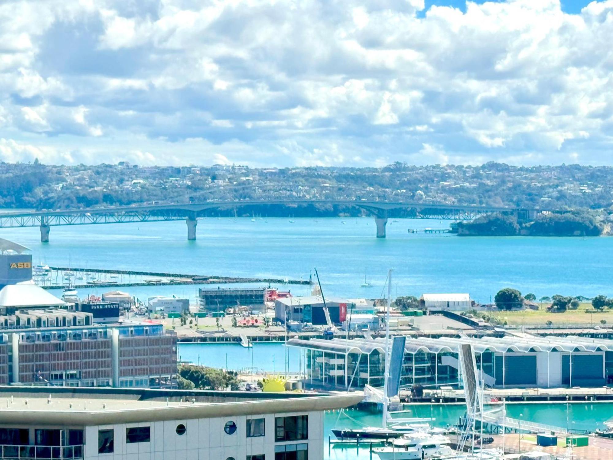 Gorgeous Seaview 2 Bedroom In Cbd Apartment Auckland