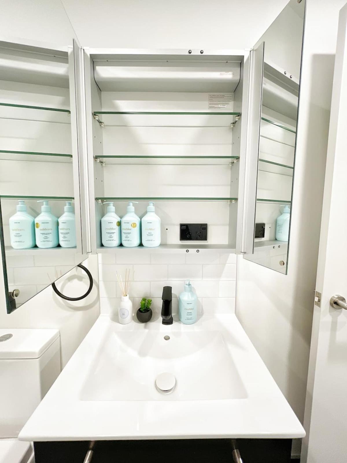 Chic Downtown 1bed Aircon With Pool Gym Sauna Near Skytower
