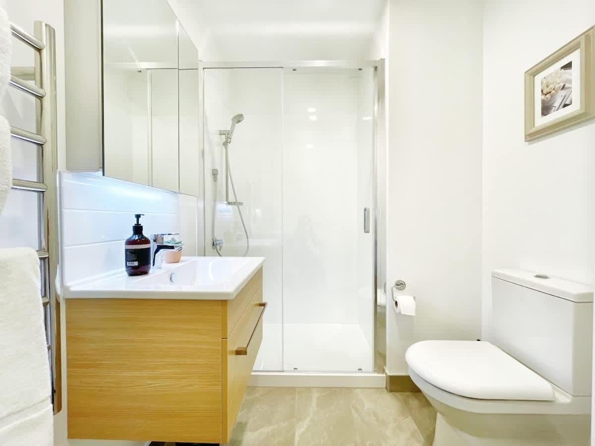 Designed Parkside Penthouse 2beds & 2baths - Pool Gym * Auckland