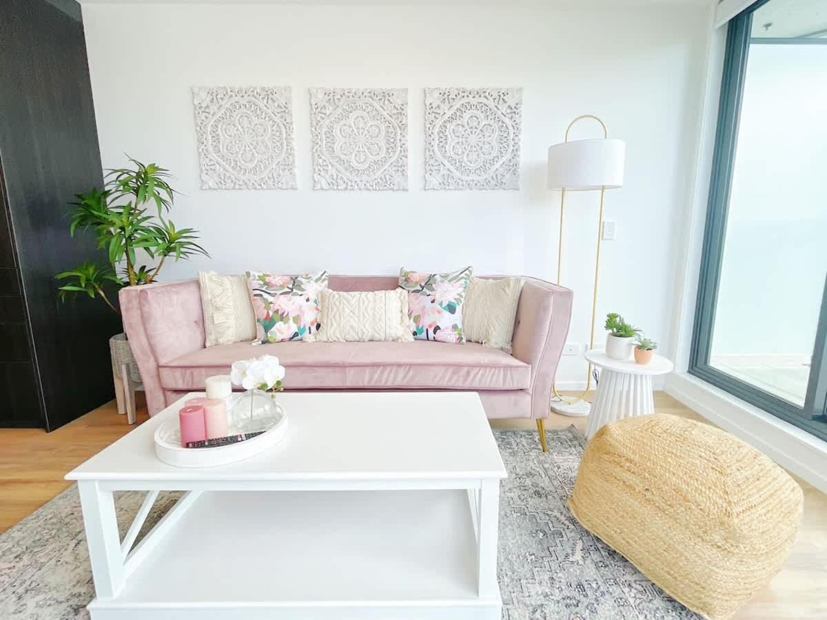 Apartment Designed Parkside Penthouse 2beds & 2baths - Pool Gym Auckland