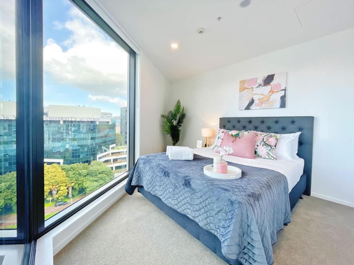 Apartment Designed Parkside Penthouse 2beds & 2baths - Pool Gym *