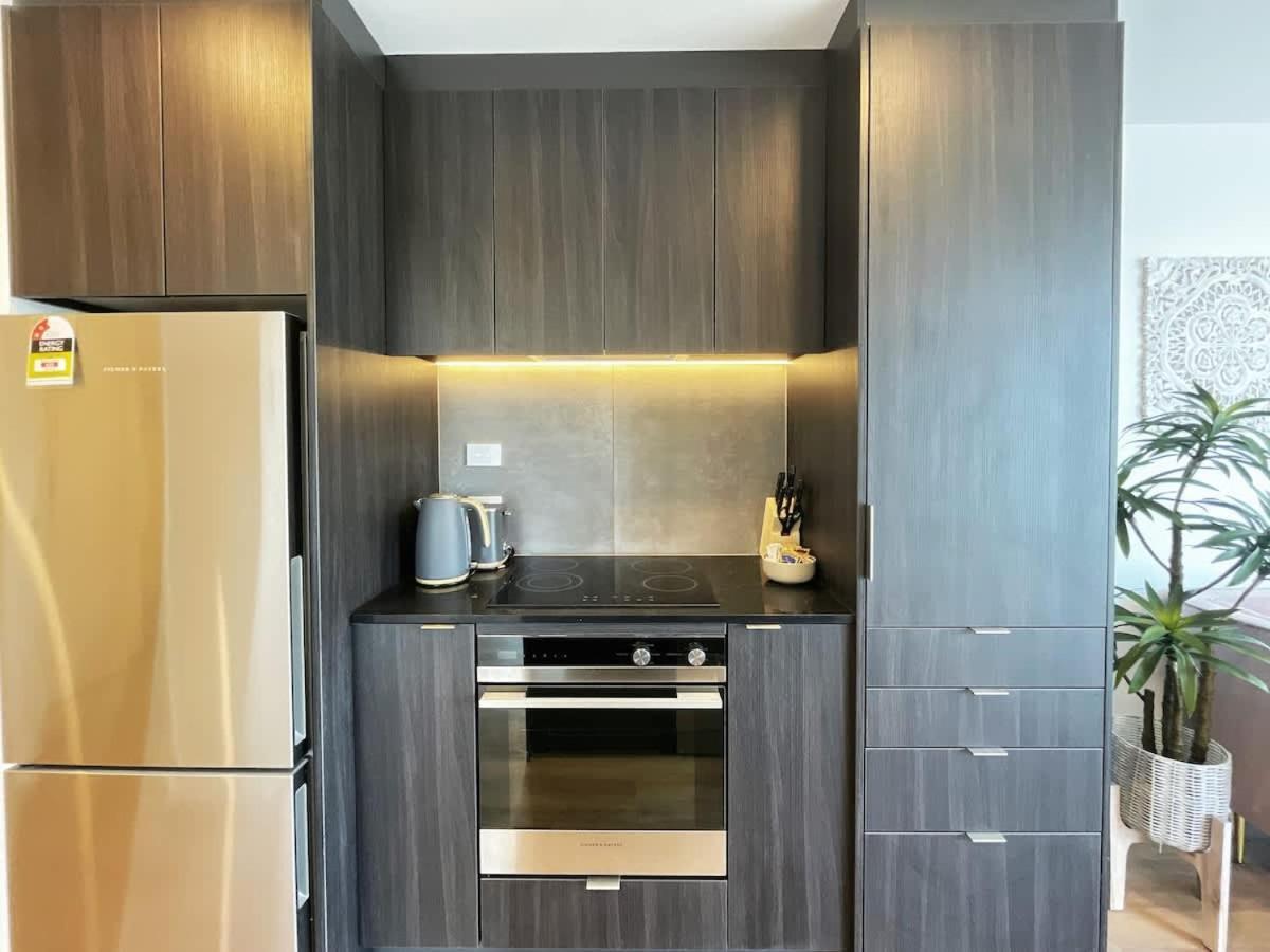 Designed Parkside Penthouse 2beds & 2baths - Pool Gym *