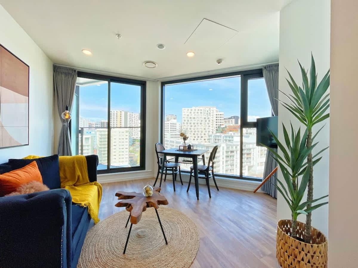 Apartment Parkside Air-con On Queen St - Pool & Gym *