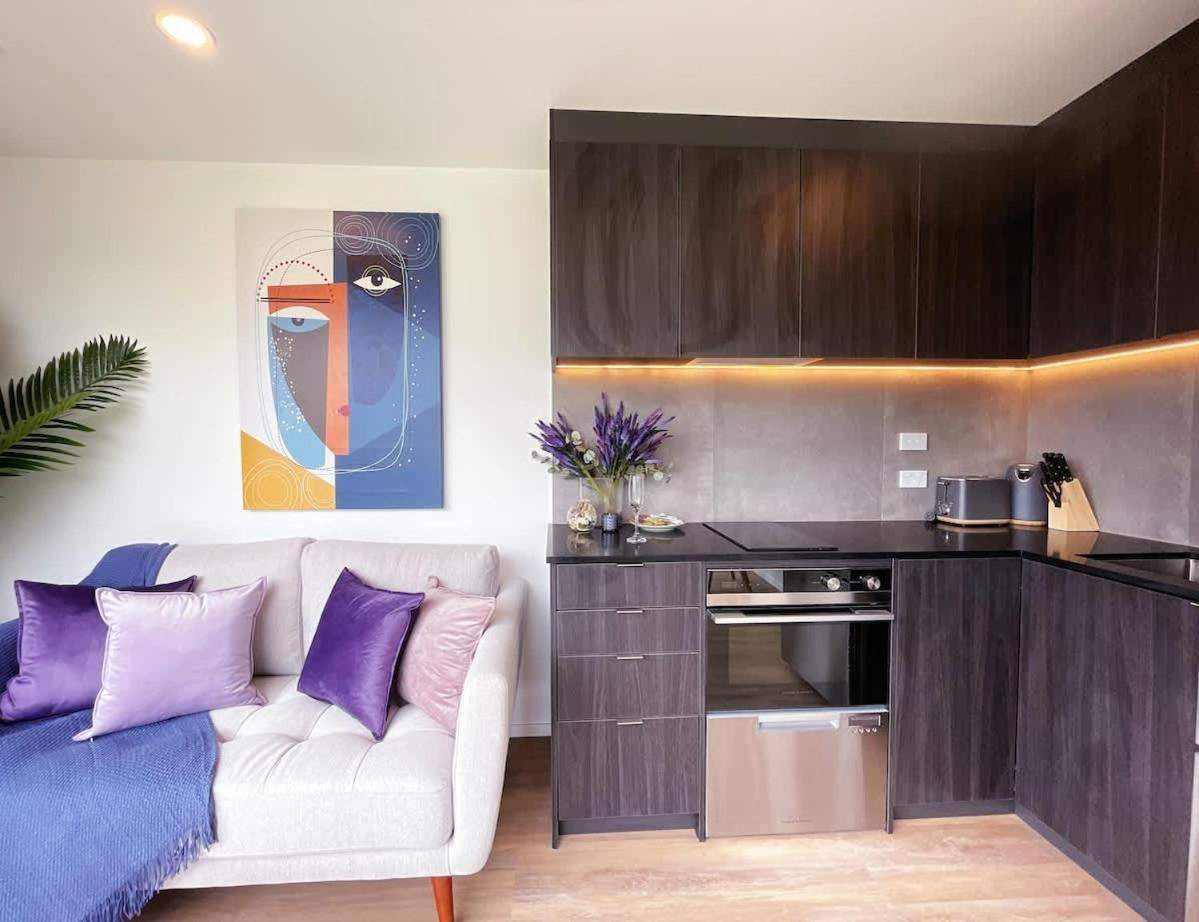 Graceful Parkside Scenery 1 Bed & 1 Study Vs Ac Pool & Gym Apartment