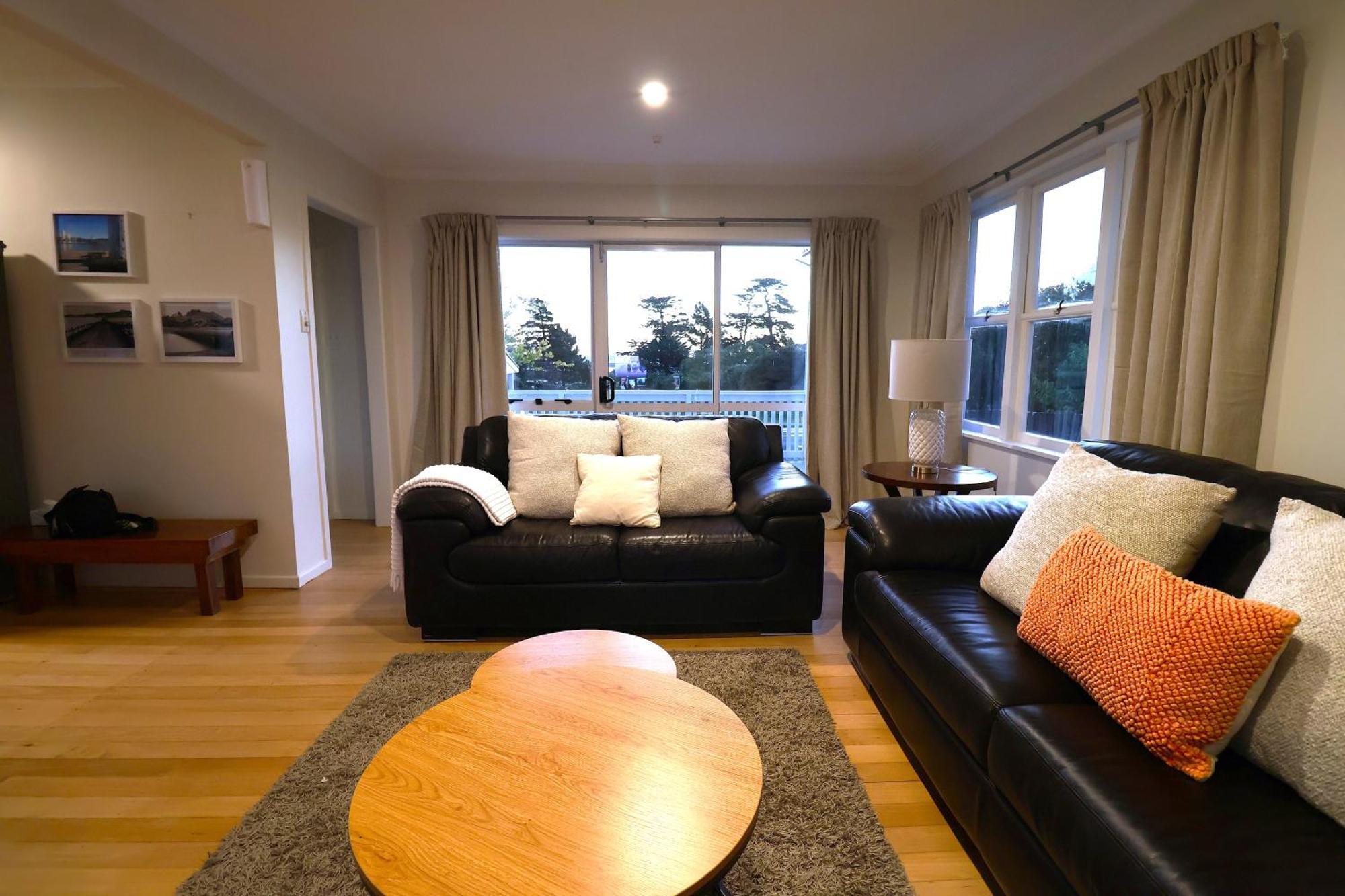 Cozy Family 10min To Airport And Pet Friendly