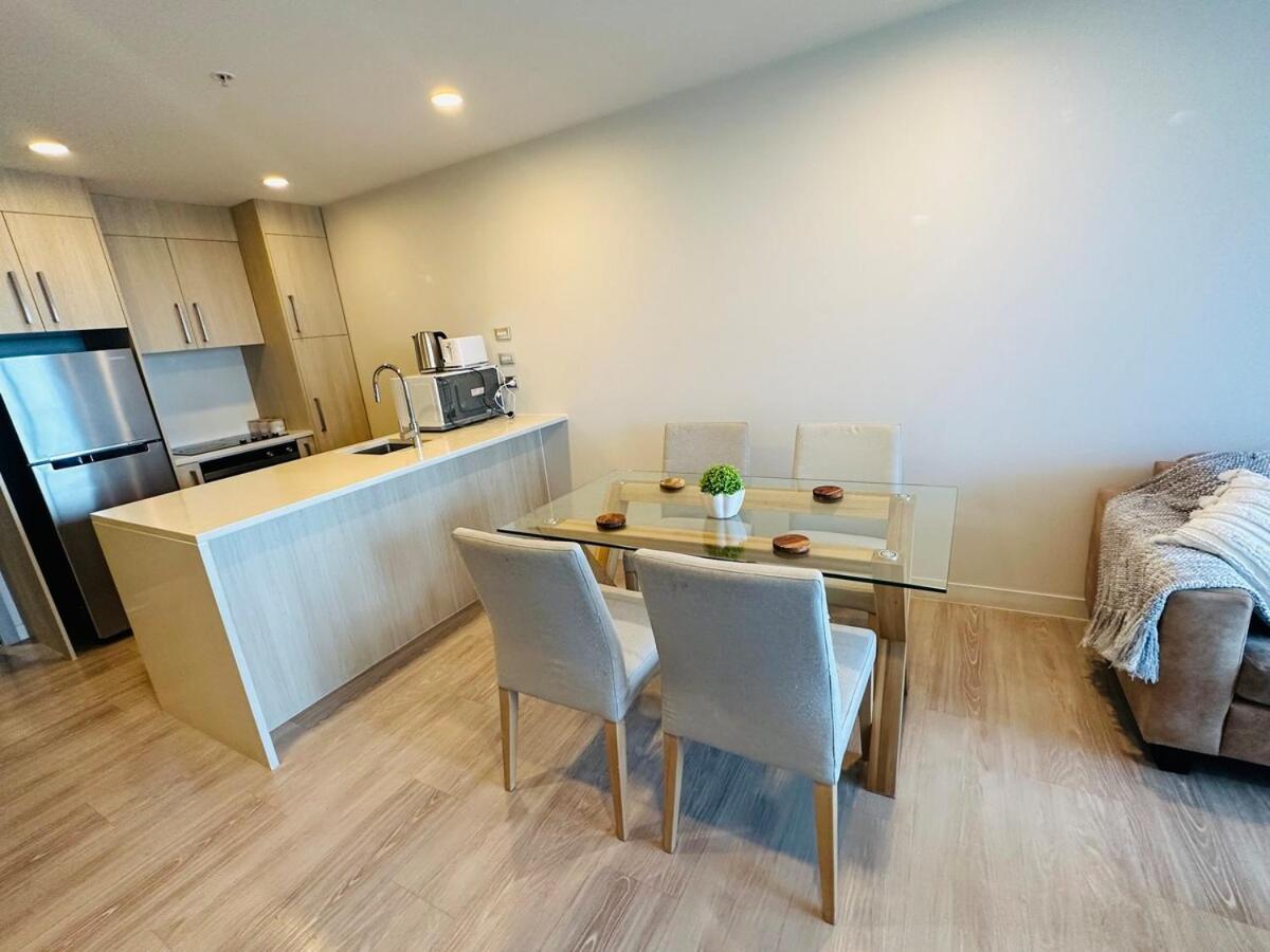 Spacious Magnificent Sea Views Front Of Sky Tower * Auckland
