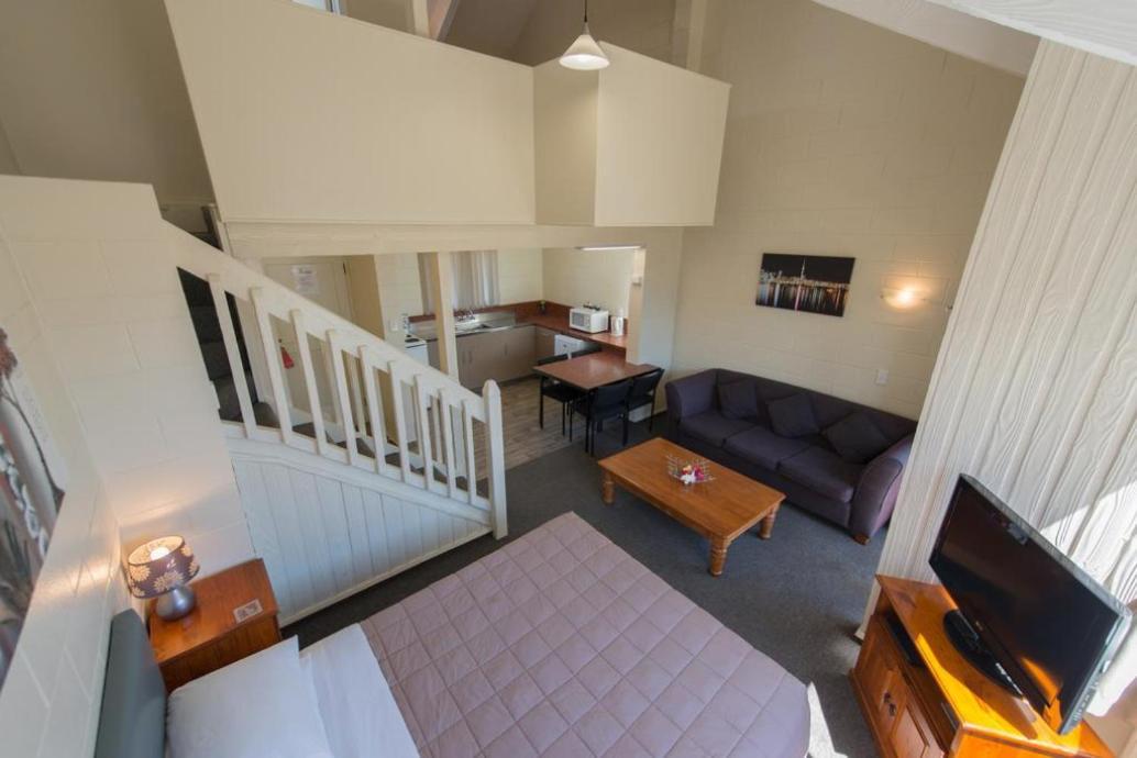 Howick Motor 3* Auckland