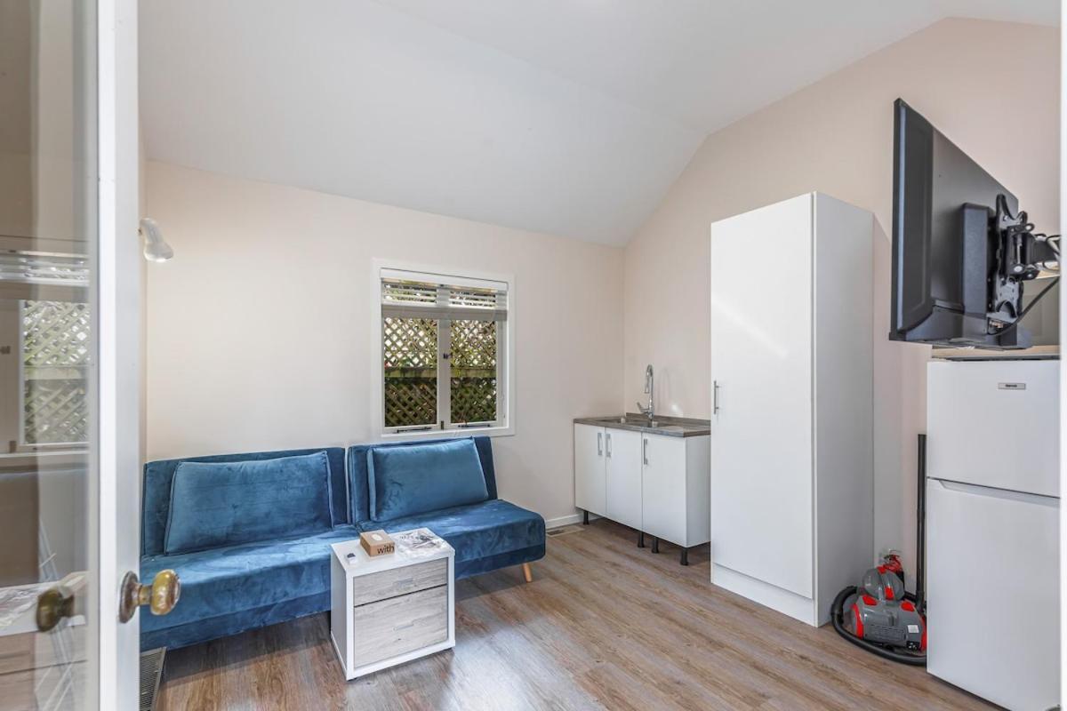 Serene 2br W Grill & Yard Auckland