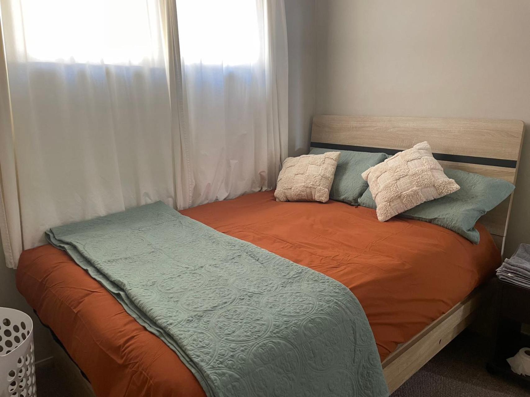 Apartment Aura B1214 Two Bedrooms, 1 Living Wi-fi Skytower And Street View, Balcony Car Park