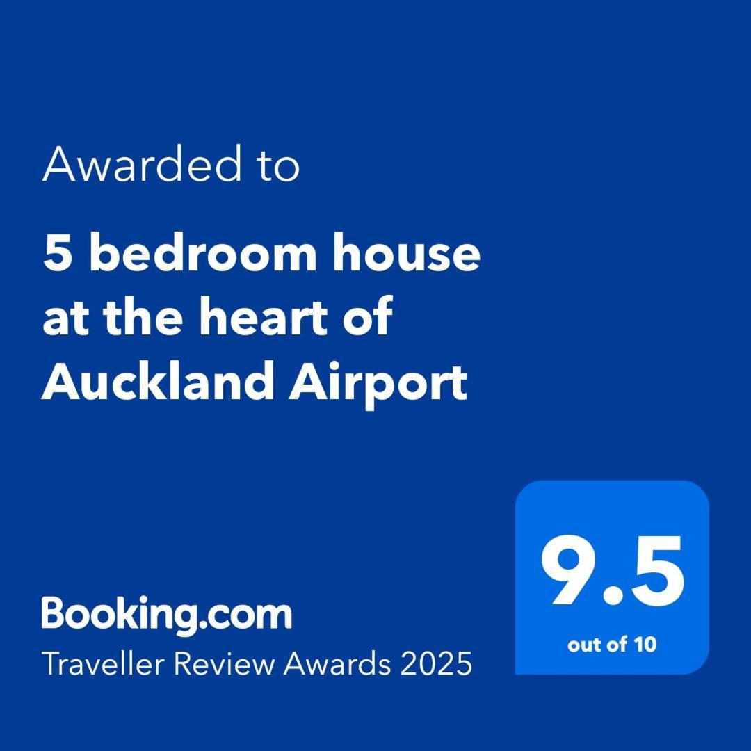 5 Bedroom House At The Heart Of Airport Auckland