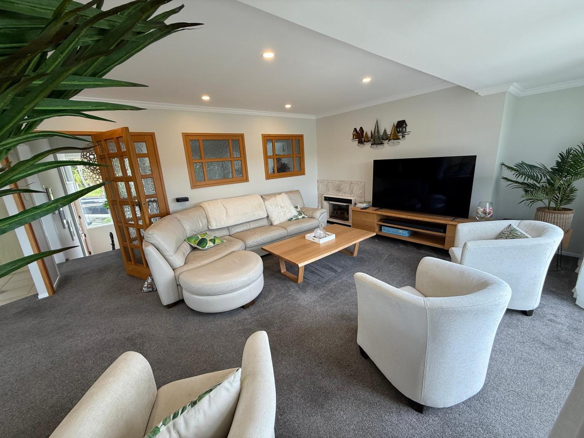 Waiake * Auckland