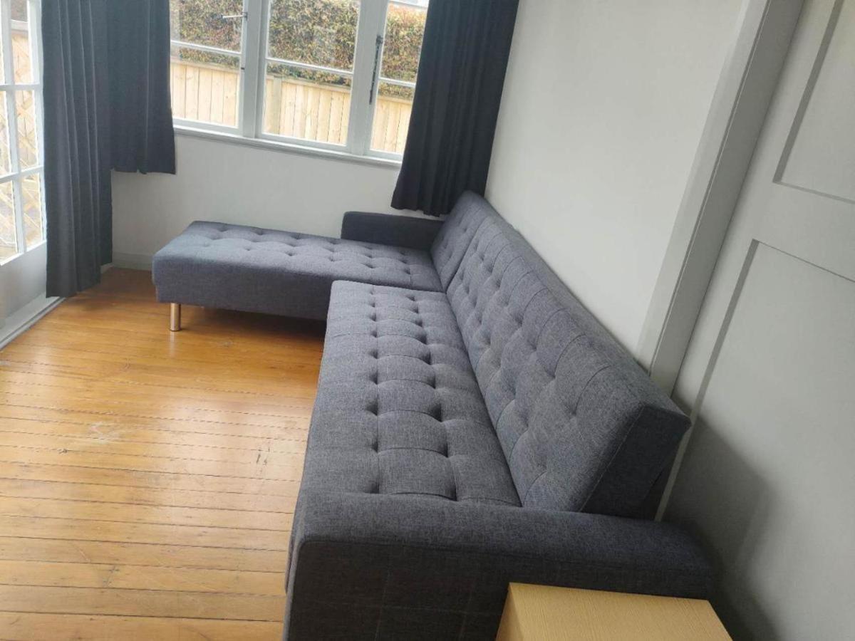 Holiday home 3 Bedroom Serviced House